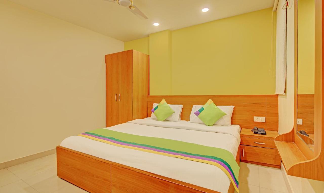 Treebo Tms Residency Hotel New Delhi Buitenkant foto