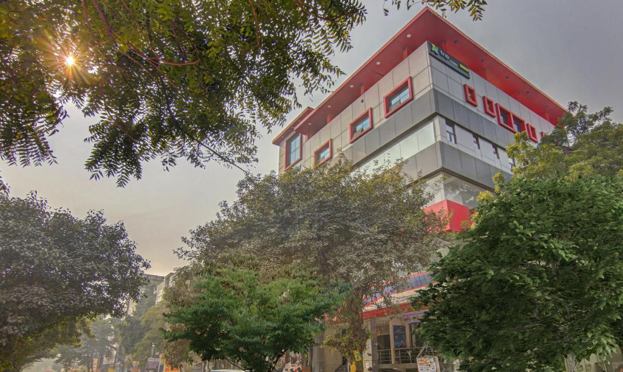 Treebo Tms Residency Hotel New Delhi Buitenkant foto