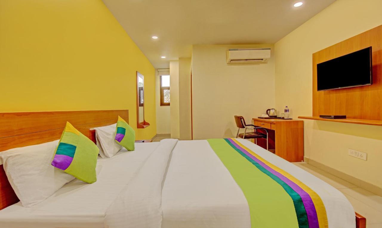 Treebo Tms Residency Hotel New Delhi Buitenkant foto