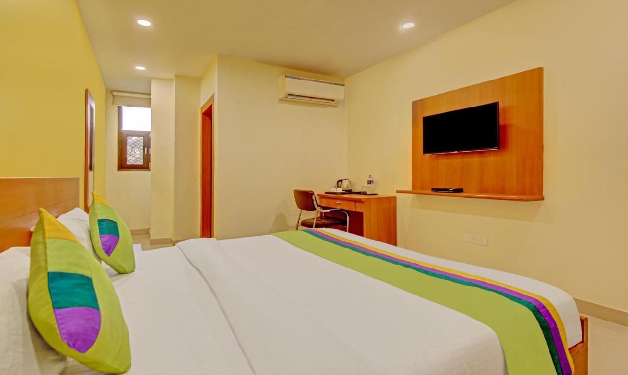 Treebo Tms Residency Hotel New Delhi Buitenkant foto