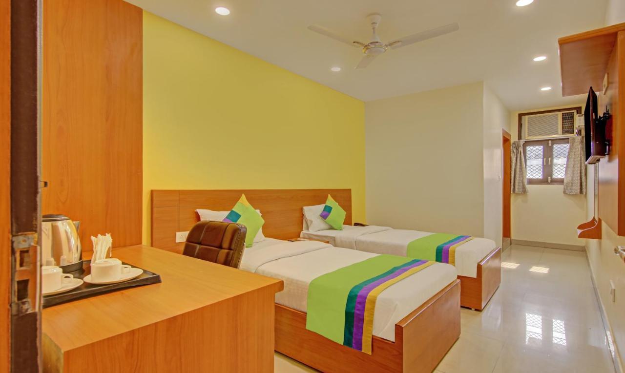 Treebo Tms Residency Hotel New Delhi Buitenkant foto