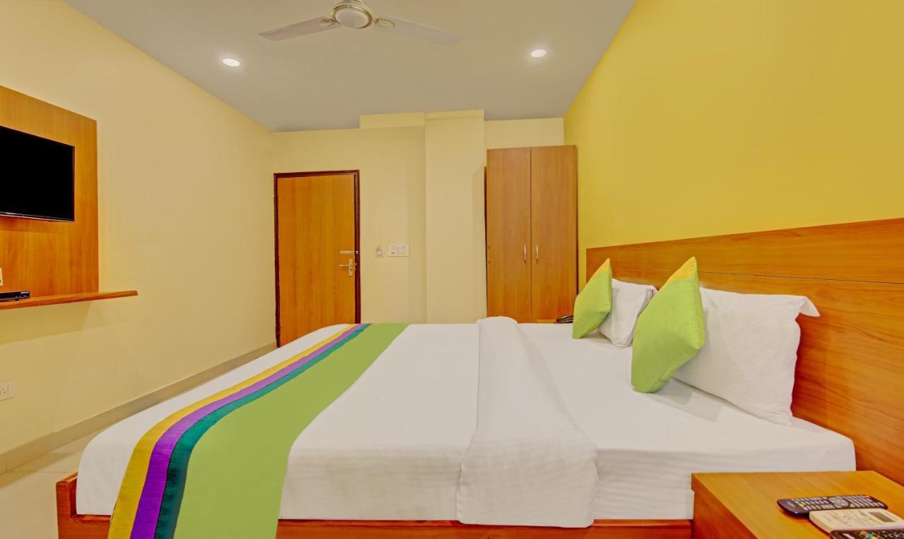 Treebo Tms Residency Hotel New Delhi Buitenkant foto