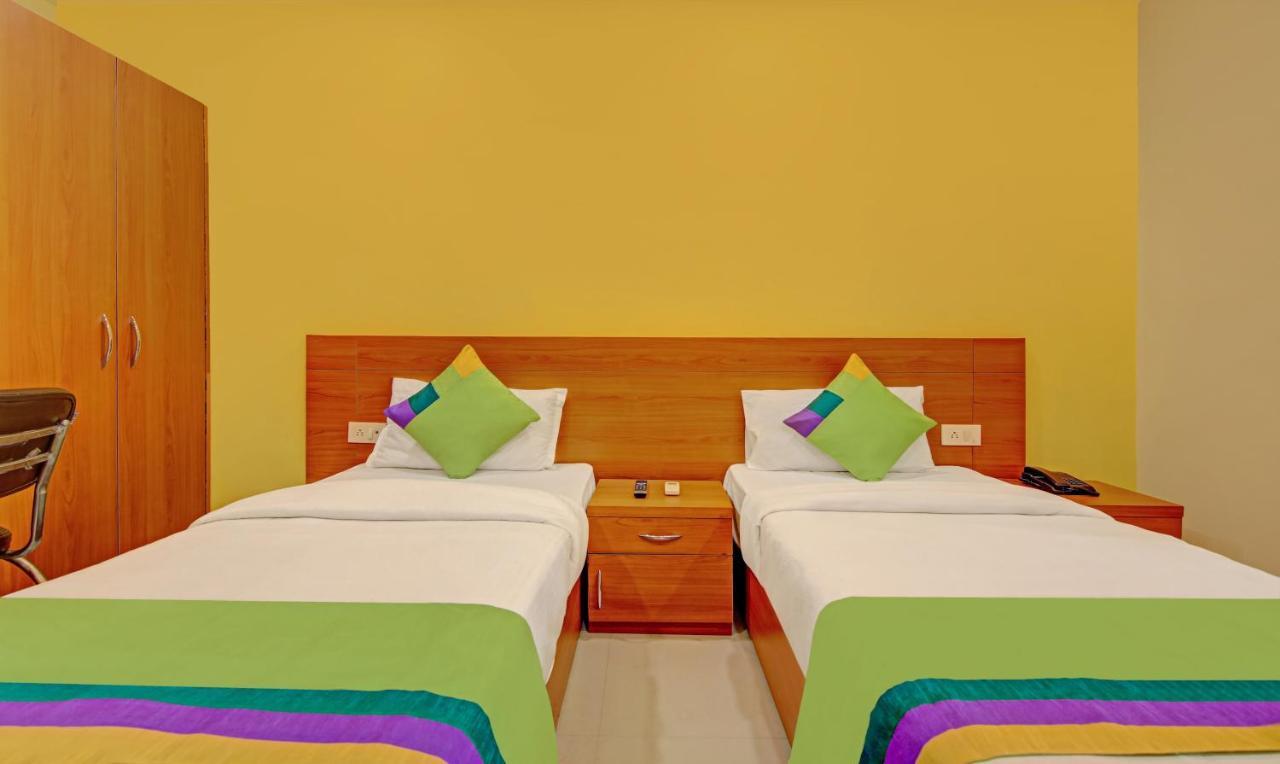 Treebo Tms Residency Hotel New Delhi Buitenkant foto